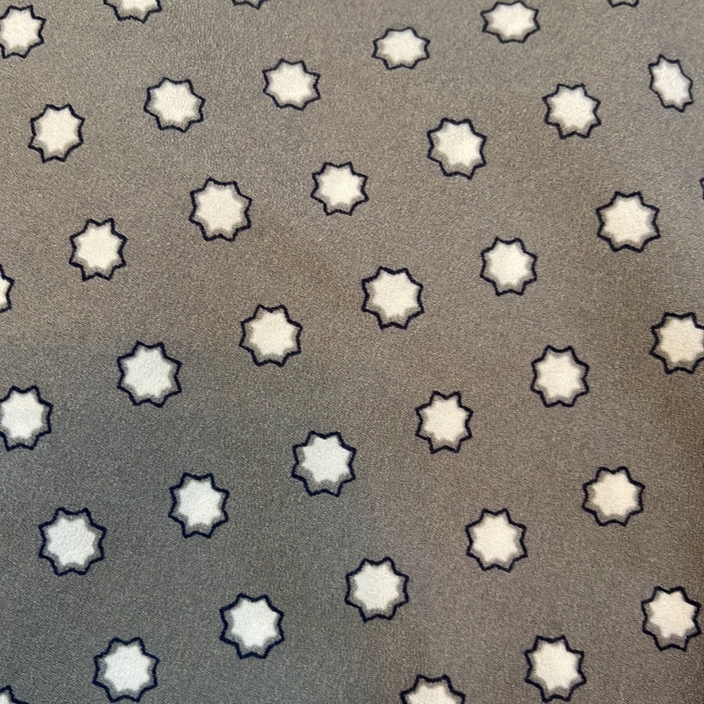 Grey Shell Top - Picture 2 of 5